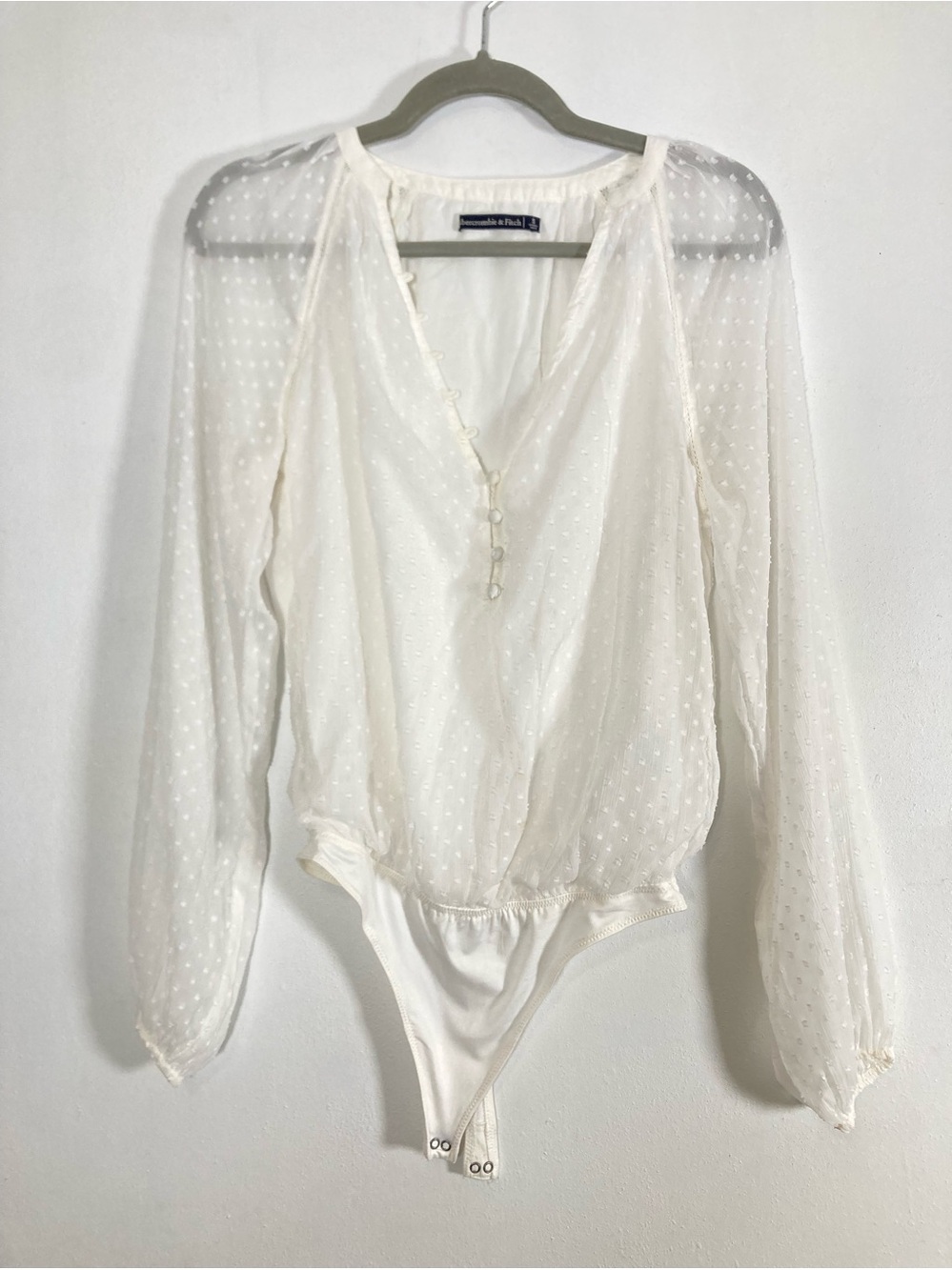 Abercrombie & Fitch Plisse Dot Bodysuit Swiss Dot Long-Sleeve Bodysuit Small